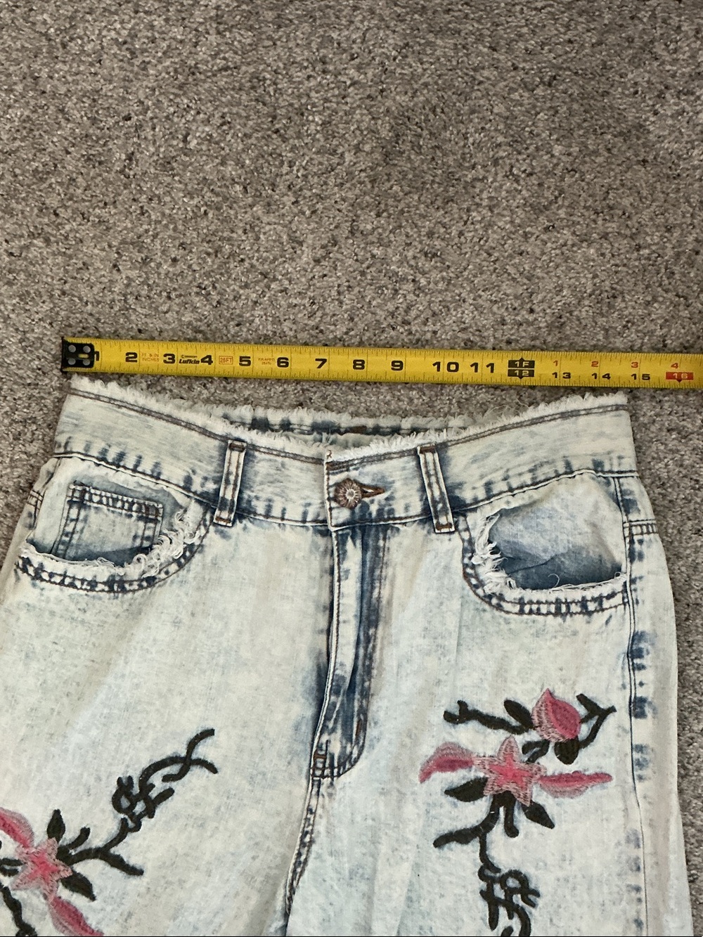 New POL Embroidered Wide-Leg Jeans ~ Light Wash - Picture 8 of 14